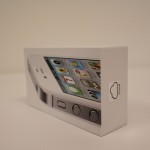 Het compacte doosje van de iPhone 4S met de iCloud sticker